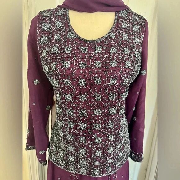 PAKISTANI FORMAL DESIGNER HEAVY FORMAL BRIDAL DRESS WEDDING COLLECTION - Picture 5 of 8